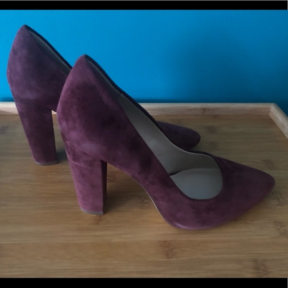 BCBG Burgundy Suede Heels 8.5 - Picture 2 of 4